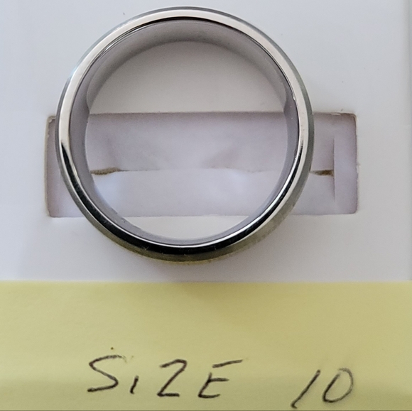 Man's ring - Picture 2 of 2